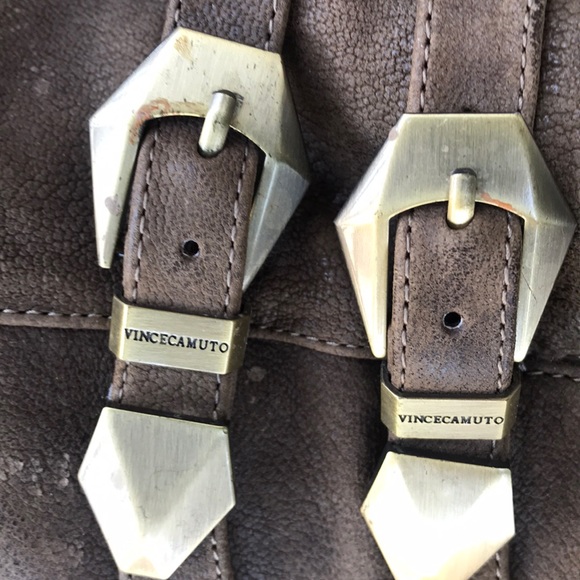 Boots - Picture 2 of 7